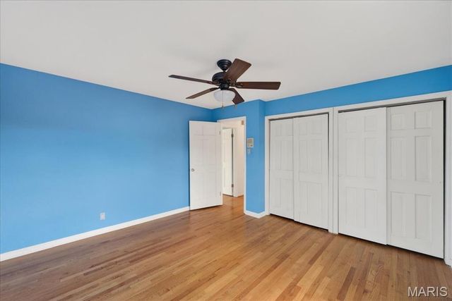 1 Glenkirk Lane, Glendale, MO 63122