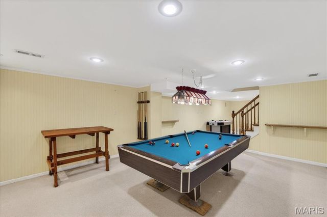 1 Glenkirk Lane, Glendale, MO 63122