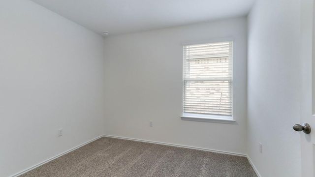 18512-B High Flyer WAY, Manor, TX 78653