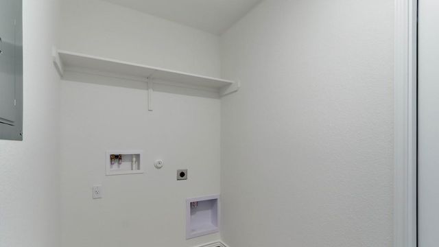 18512-B High Flyer WAY, Manor, TX 78653