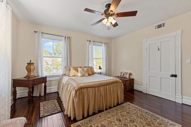 227 New Street, New Bern, NC 28560