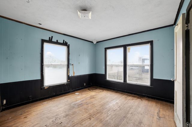 2519 Taylor Street, Commerce, TX 75428