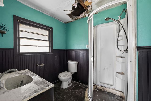 2519 Taylor Street, Commerce, TX 75428