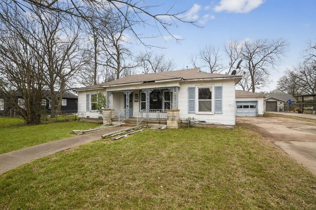 2519 Taylor Street, Commerce, TX 75428