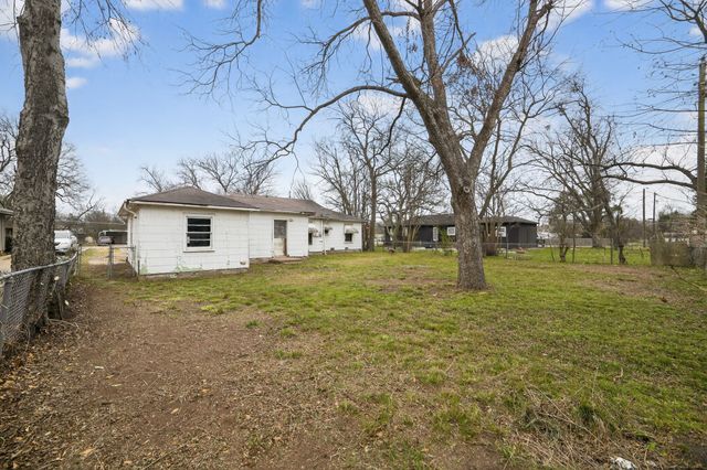 2519 Taylor Street, Commerce, TX 75428