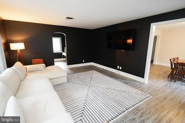 215 PINE BLUFF RD, Salisbury, MD 21801