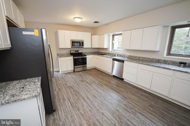 215 PINE BLUFF RD, Salisbury, MD 21801