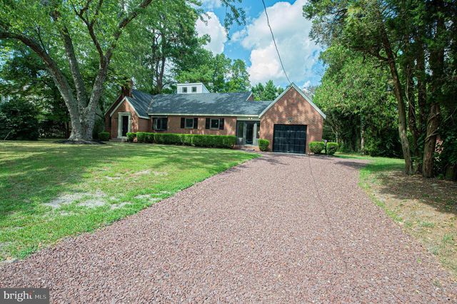 215 PINE BLUFF RD, Salisbury, MD 21801