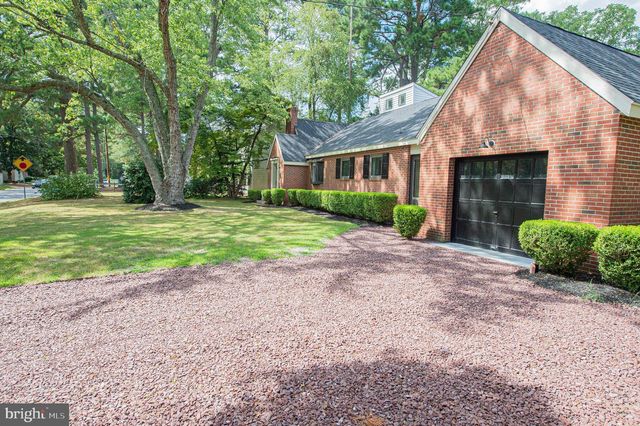 215 PINE BLUFF RD, Salisbury, MD 21801