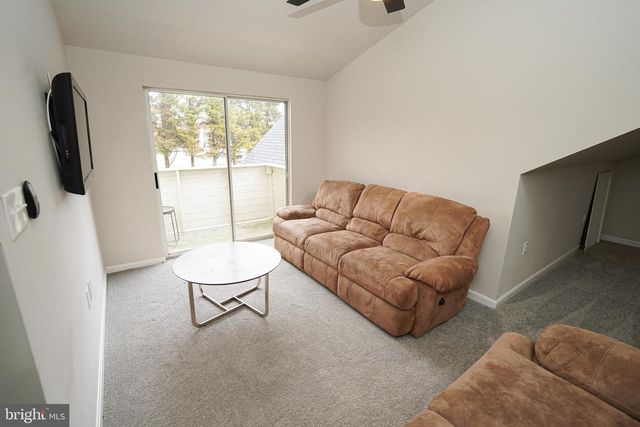 215 PINE BLUFF RD, Salisbury, MD 21801