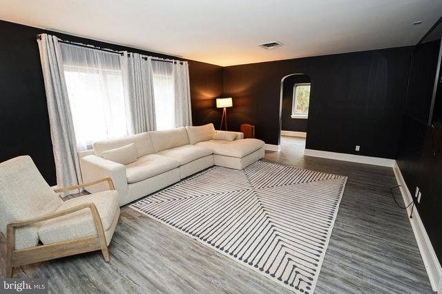 215 PINE BLUFF RD, Salisbury, MD 21801