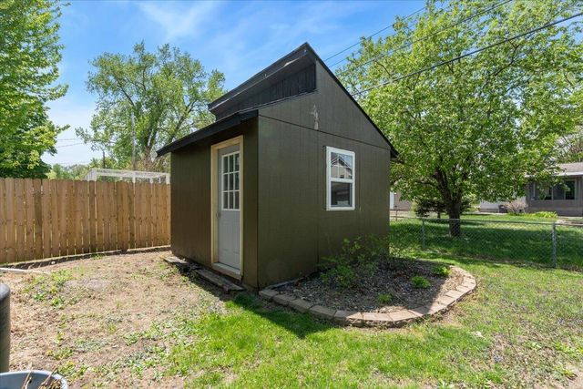 5817 Quail Avenue N, Crystal, MN 55429