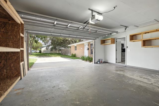 1522 W Palm, Aransas Pass, TX 78336