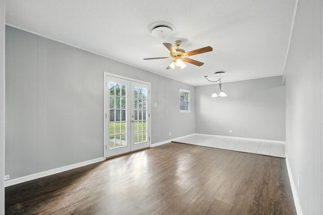 1522 W Palm, Aransas Pass, TX 78336