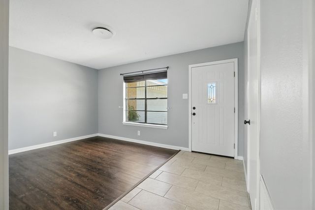 1522 W Palm, Aransas Pass, TX 78336