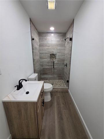8 W First Street, Williamston, SC 29697