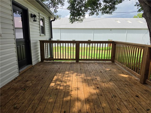 8 W First Street, Williamston, SC 29697