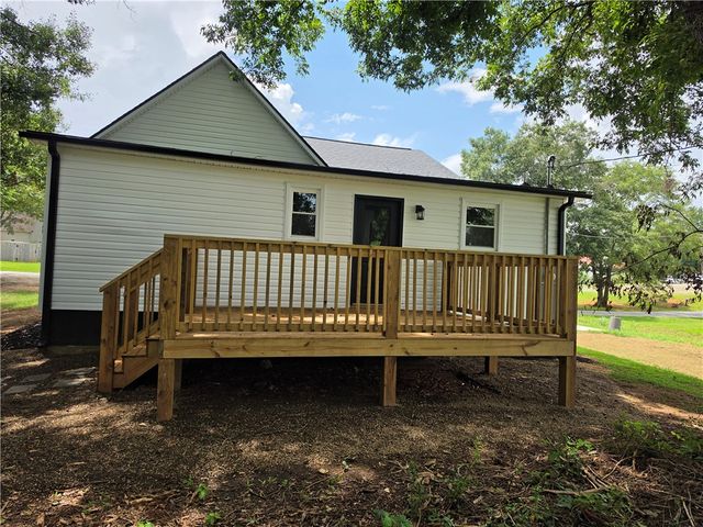 8 W First Street, Williamston, SC 29697