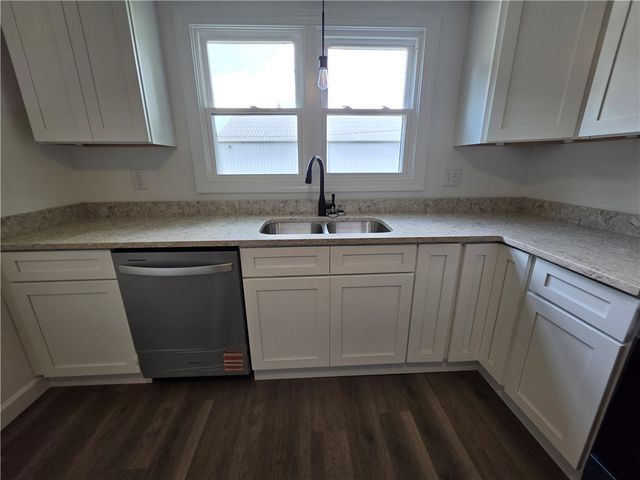 8 W First Street, Williamston, SC 29697