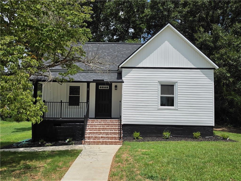 8 W First Street, Williamston, SC 29697
