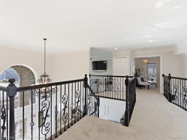 7219 Vista Drive, Shelby Charter Township, MI 48316