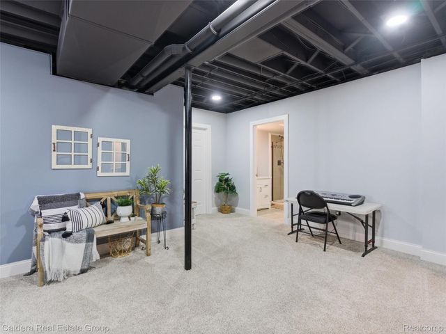 7219 Vista Drive, Shelby Charter Township, MI 48316