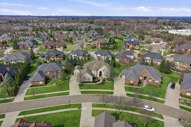 7219 Vista Drive, Shelby Charter Township, MI 48316
