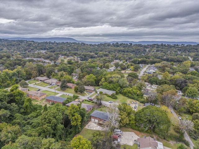 618 Moore Mont Terrace, Chattanooga, TN 37411
