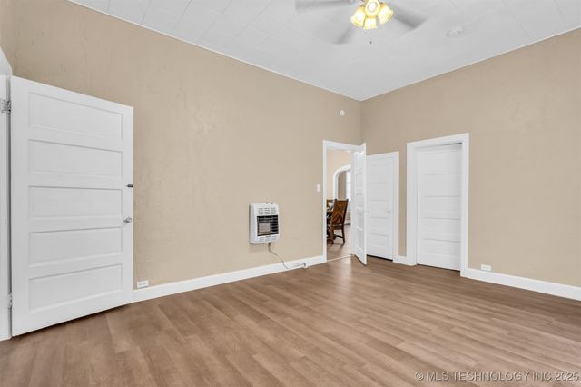 301 SW C Street, Ardmore, OK 73401
