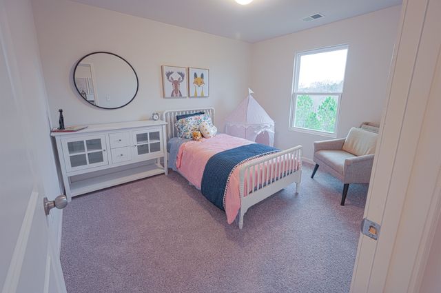 425 Mossy Walk Way, Spartanburg, SC 29303