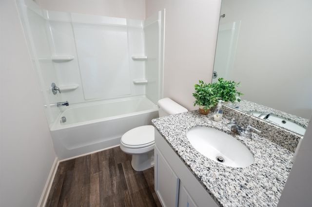 425 Mossy Walk Way, Spartanburg, SC 29303