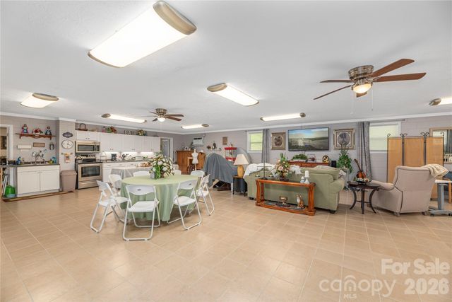702 Love Joy Road, Canton, NC 28716