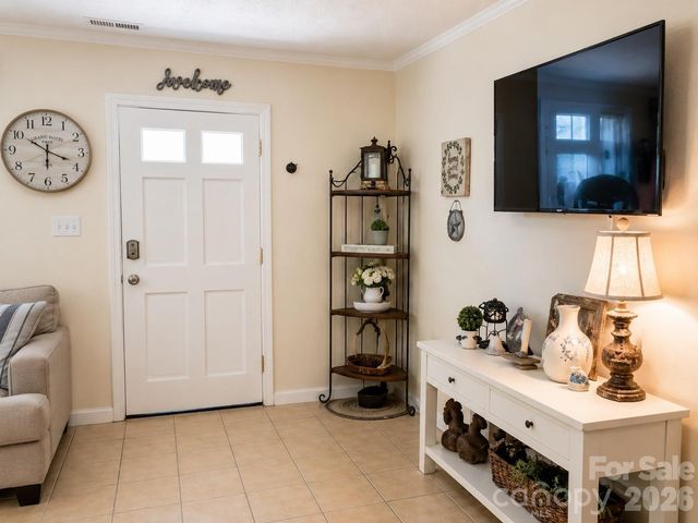 702 Love Joy Road, Canton, NC 28716
