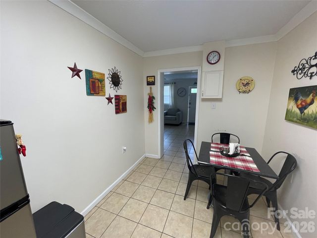 702 Love Joy Road, Canton, NC 28716