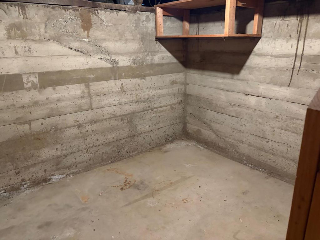 Image 15 of property listing at 397 Hoover Street, Coalinga, CA 93210