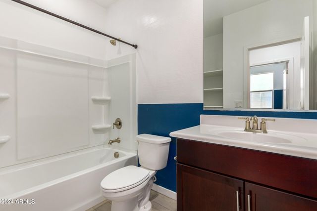 33948 N BEEBLOSSOM Trail, San Tan Valley, AZ 85144