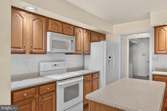 2160 MERRIMAC AVENUE, Mechanicsburg, PA 17055