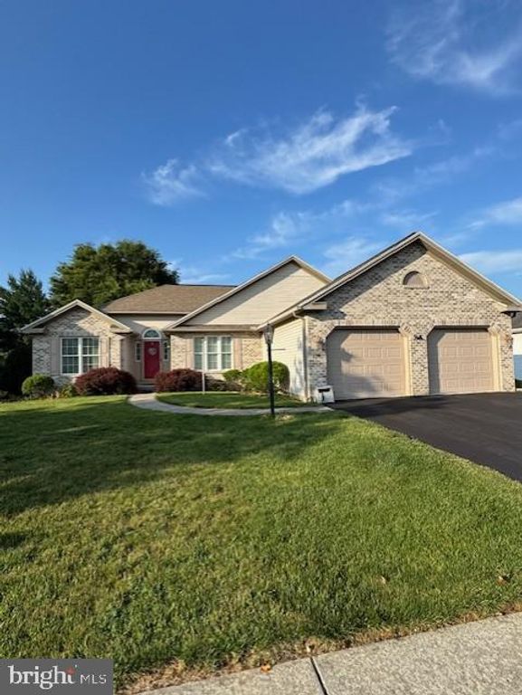 2160 MERRIMAC AVENUE, Mechanicsburg, PA 17055