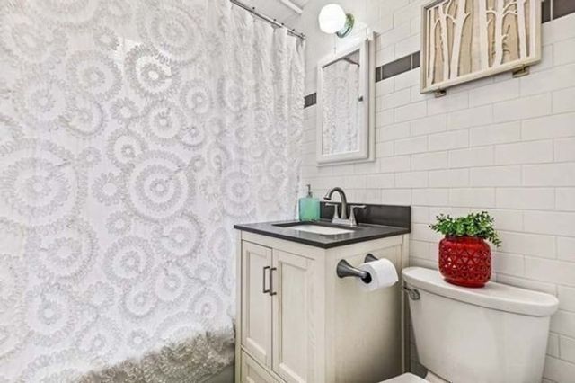 1945 Commonwealth Ave 7, Boston, MA 02135