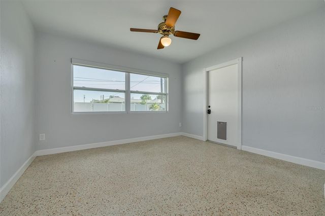 2001 41ST STREET N, St Petersburg, FL 33713