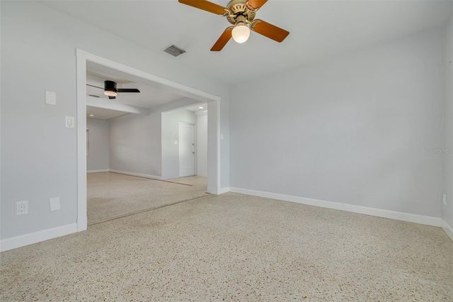 2001 41ST STREET N, St Petersburg, FL 33713
