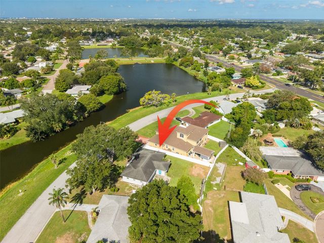 2001 41ST STREET N, St Petersburg, FL 33713