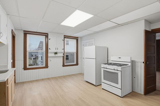 34 King Philip Road 2, Worcester, MA 01606