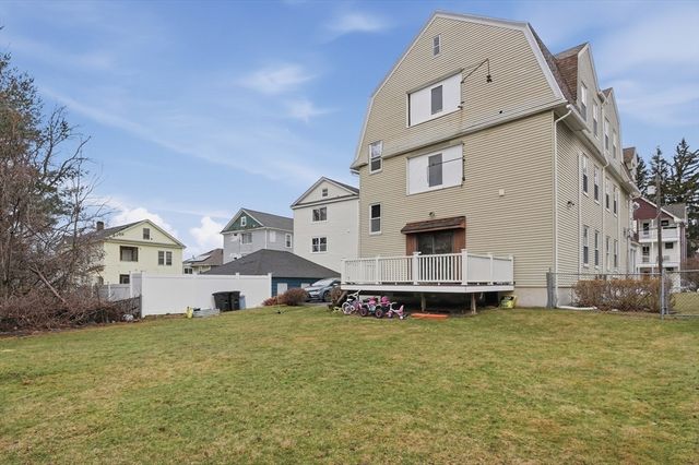 34 King Philip Road 2, Worcester, MA 01606