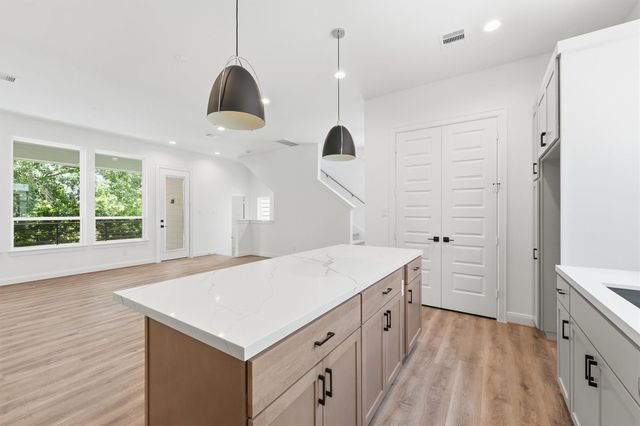 4832 Pinemont Drive, Houston, TX 77092