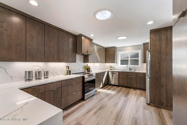 10637 N Friar DR, APT 15, Hayden, ID 83835