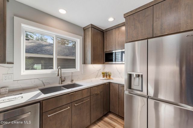 10637 N Friar DR, APT 15, Hayden, ID 83835