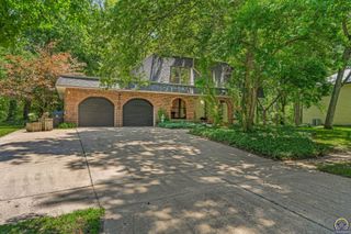 3500 SW Birchwood DR, Topeka, KS 66614