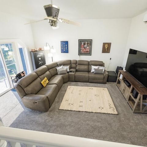 10092 Smith Rd, Grass Valley, CA 95949