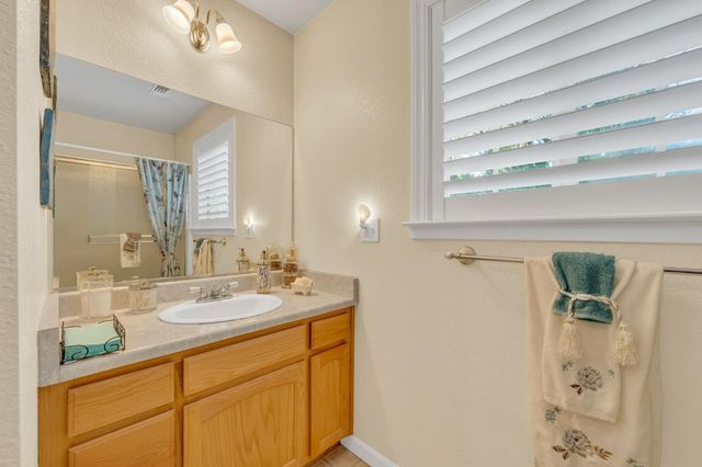 10092 Smith Rd, Grass Valley, CA 95949